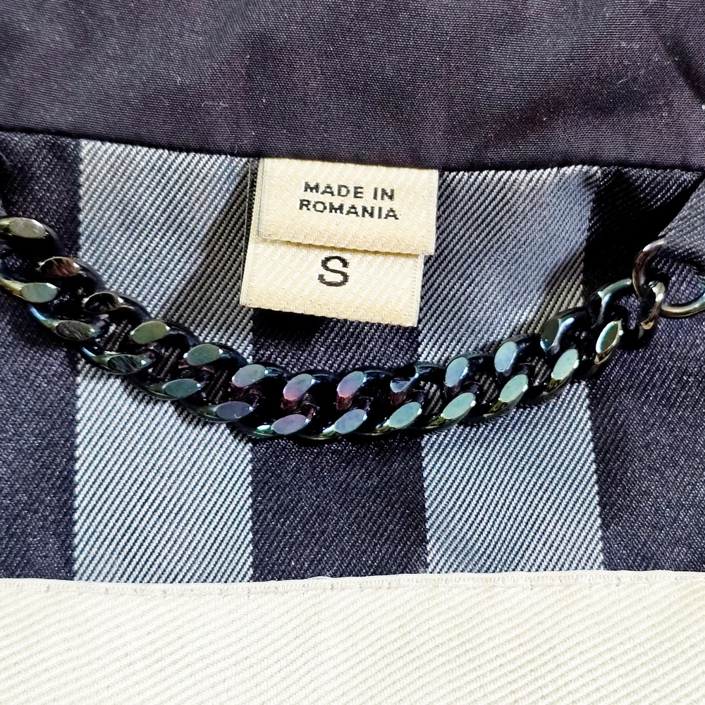 ✨️ Burberry Hooded Jacket  ✨️ - Picture 16 of 16